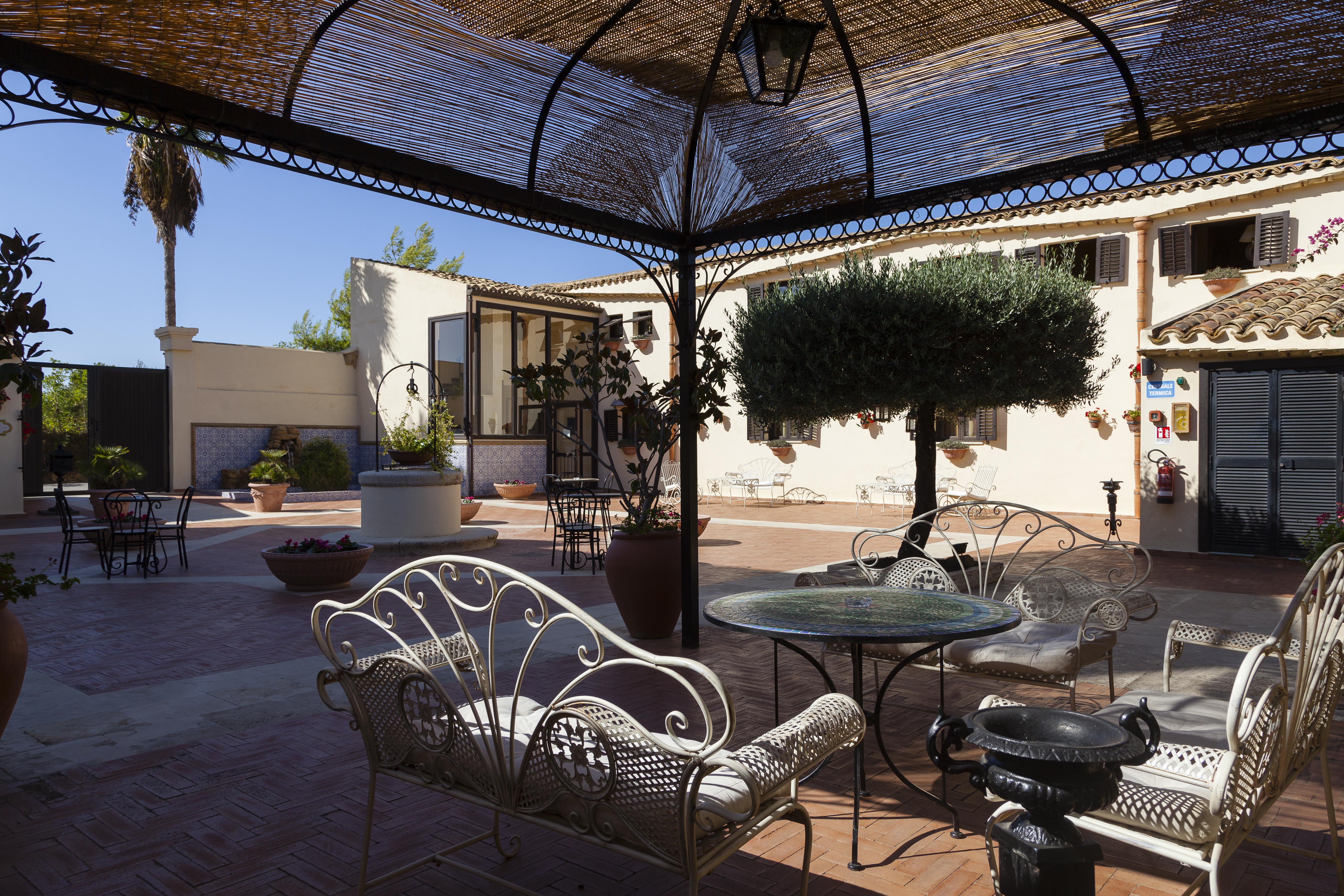 Hotel Foresteria Baglio Della Luna Agrigento Luaran gambar